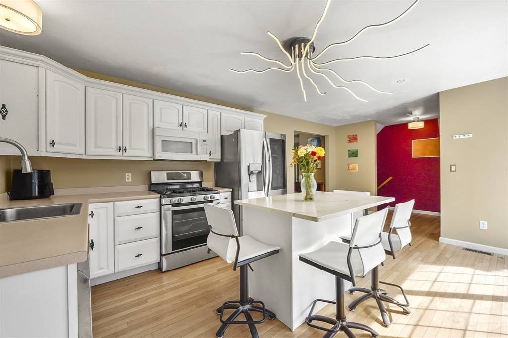 Framingham, MA 01701,14 Victoria Garden #B