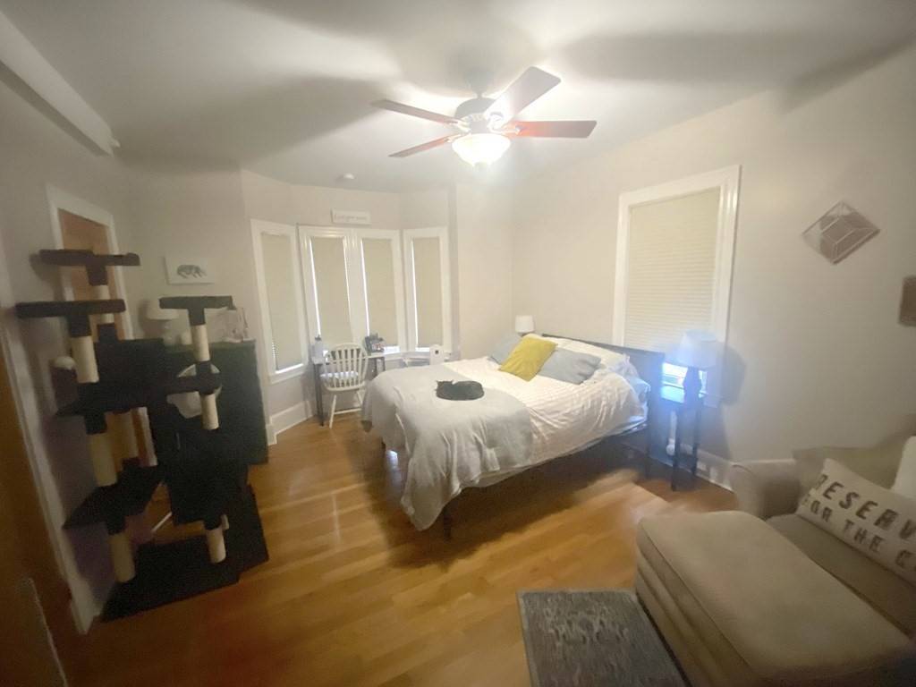 Somerville, MA 02145,28 Otis St #1