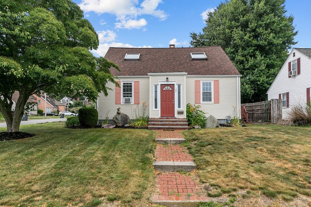 Somerset, MA 02726,29 Cedar