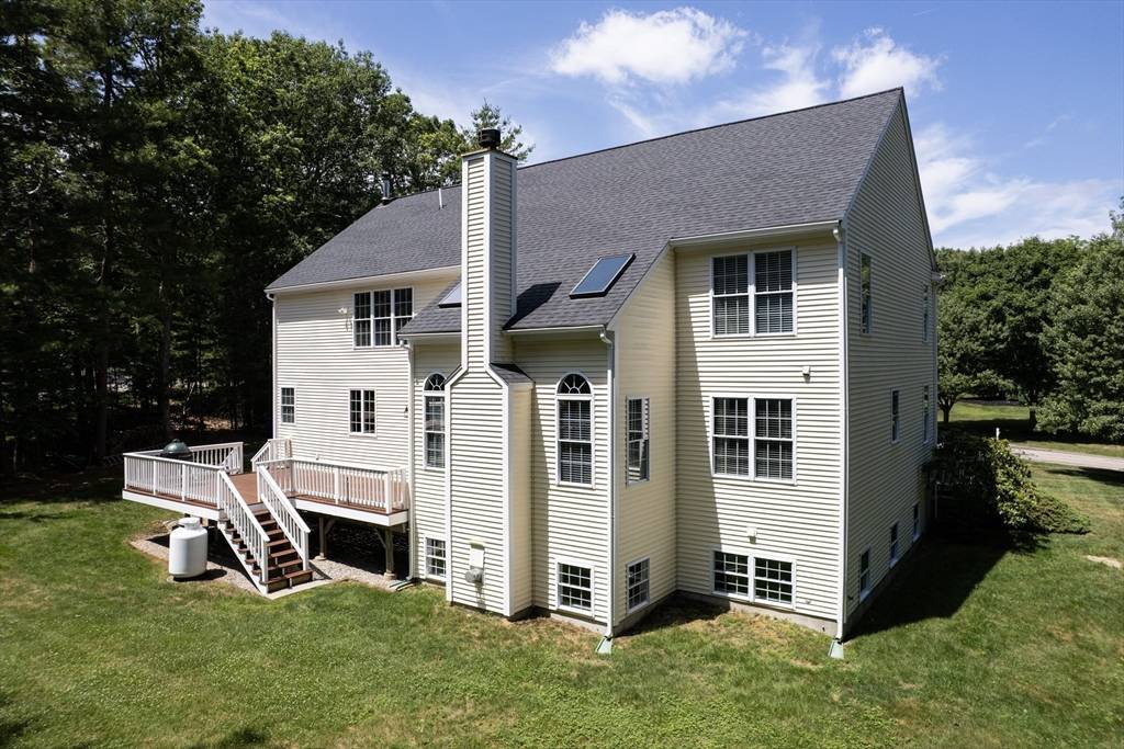 Hopkinton, MA 01748,52 Glen Road