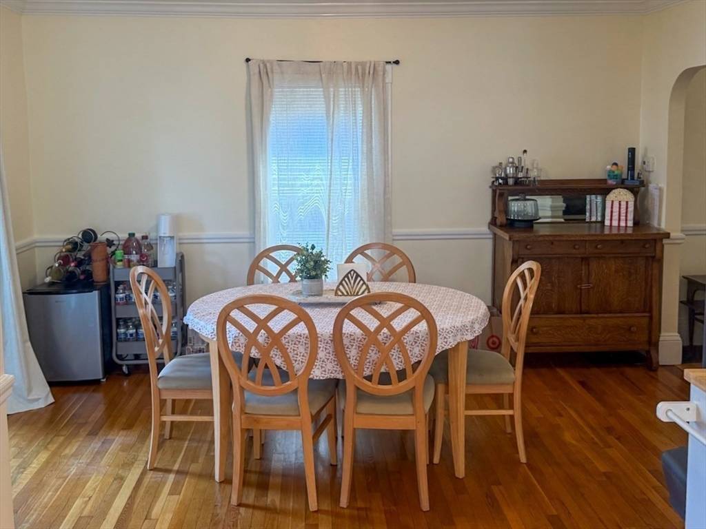 Somerville, MA 02145,7 Dell St