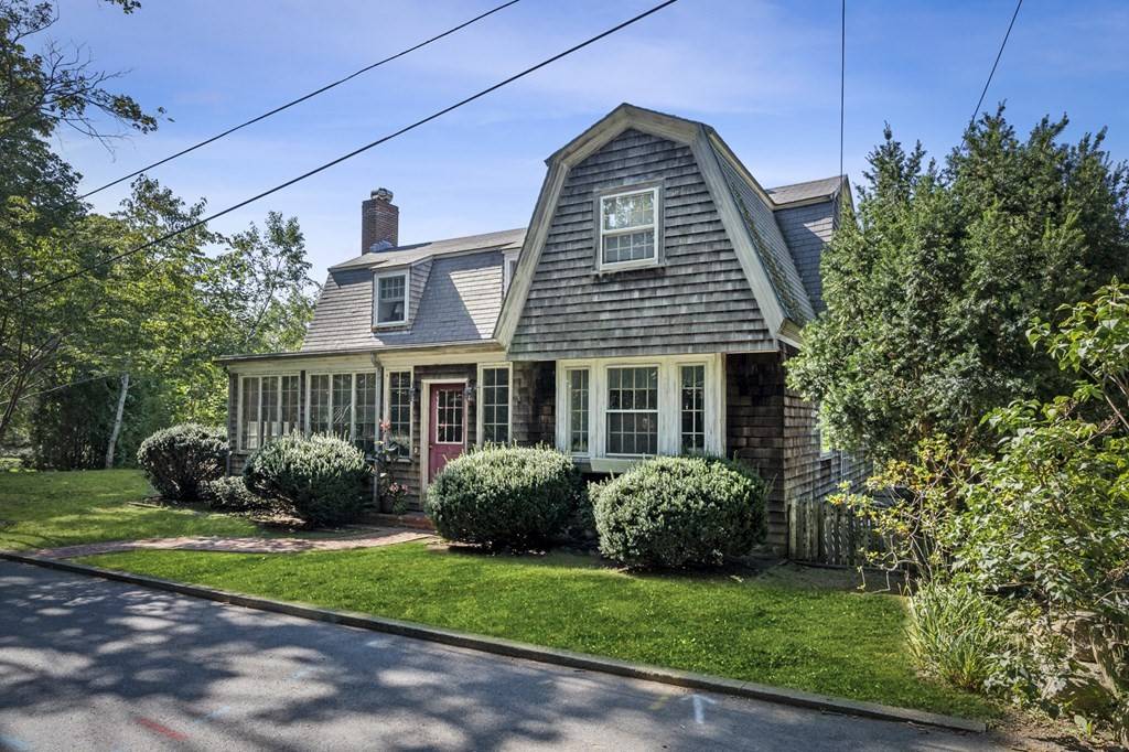 Manchester, MA 01944,10 Jersey Lane