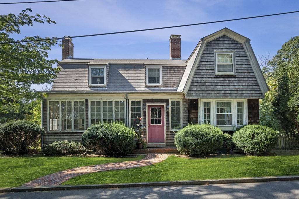 Manchester, MA 01944,10 Jersey Lane