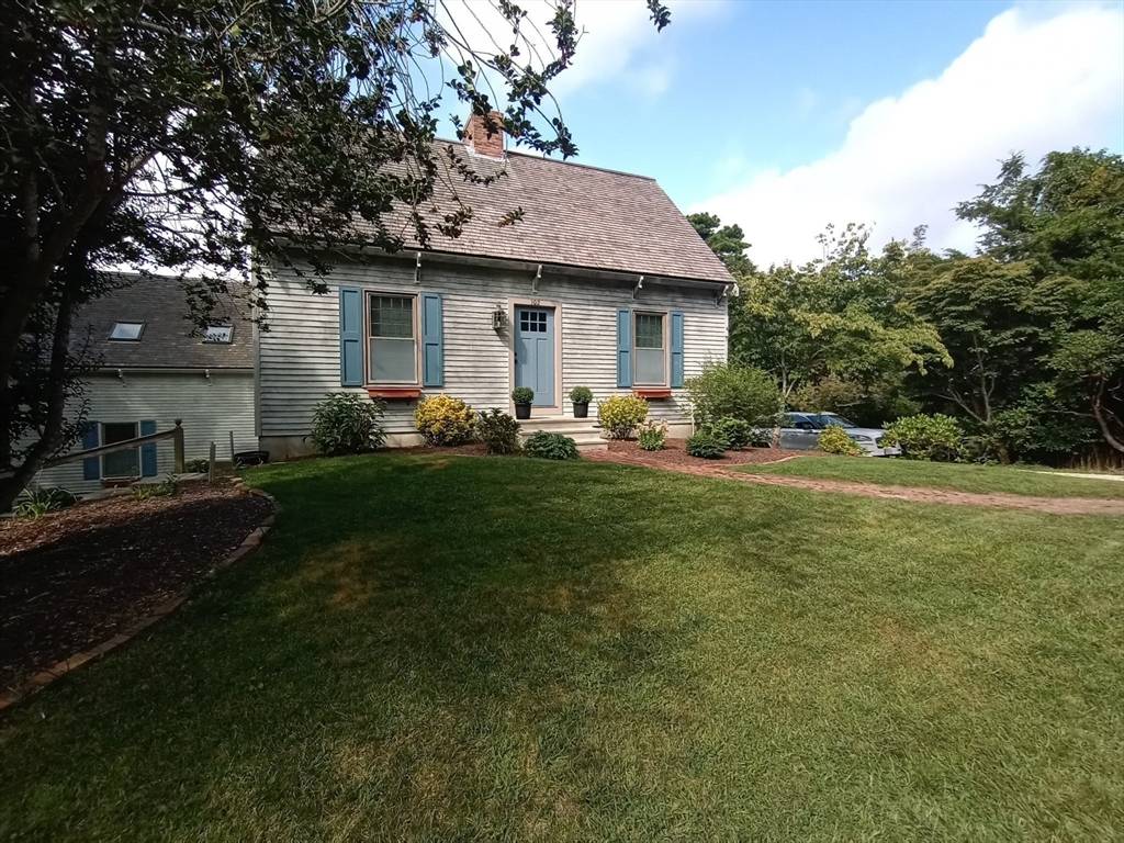 Dennis, MA 02660,102 Prince Way