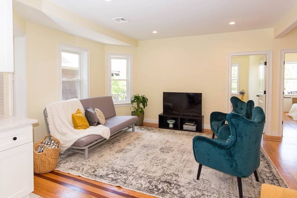 Boston, MA 02134,624 Cambridge Street #2