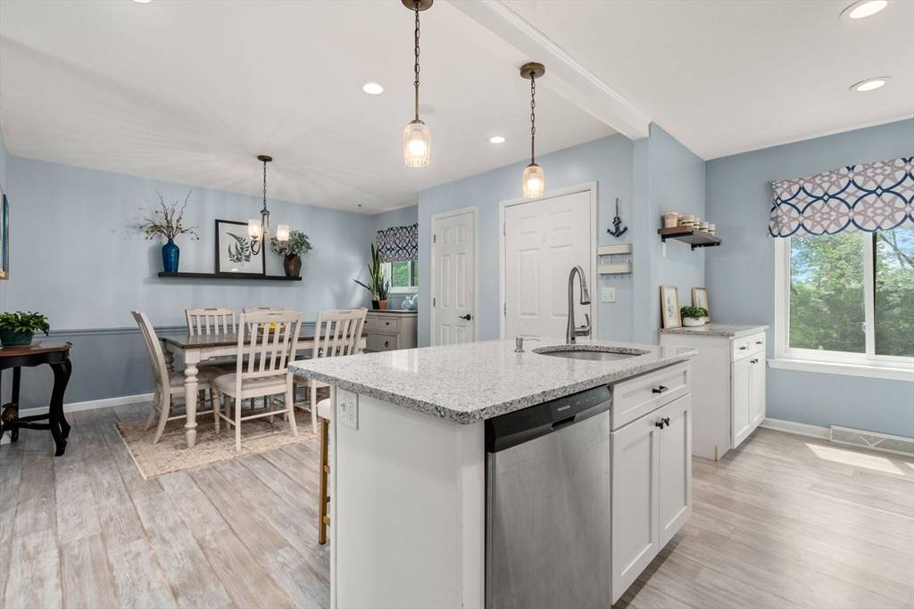 Palmer, MA 01069,24 Meadowbrook Ln #24