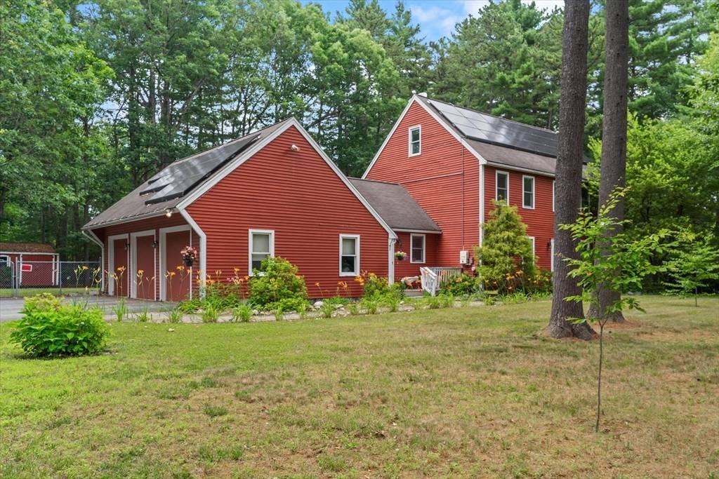 Lunenburg, MA 01462,12 Easter Brook Rd