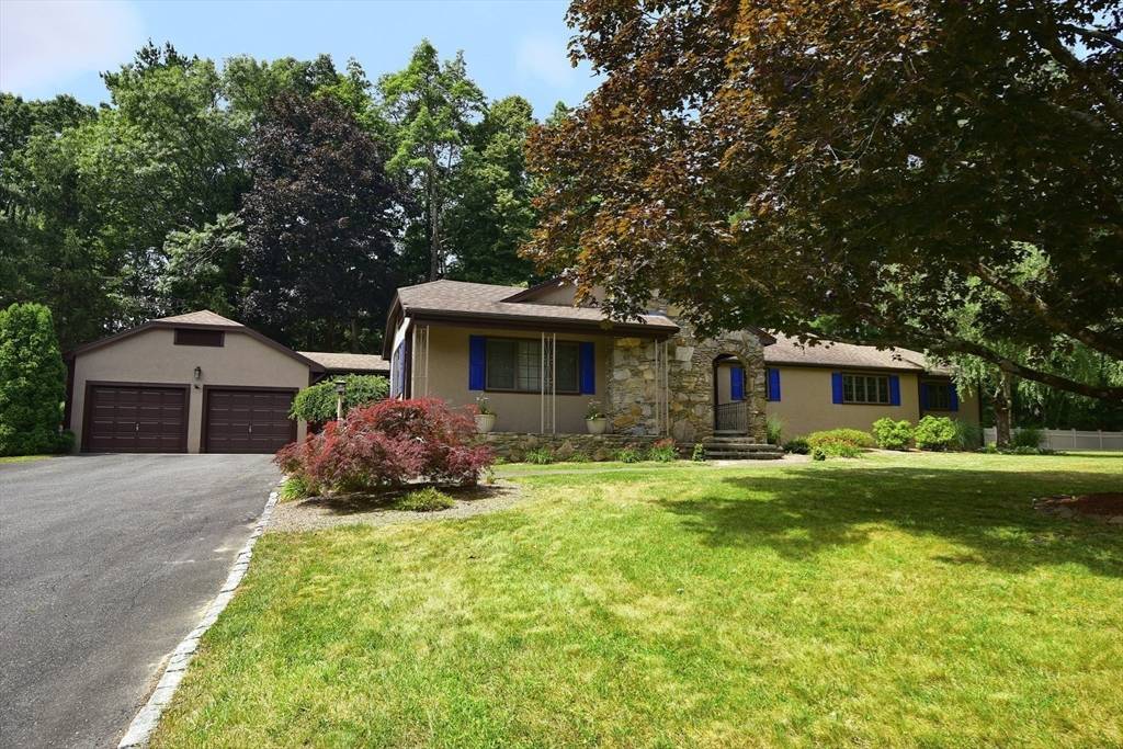 Lakeville, MA 02347,2 Tewalema Place