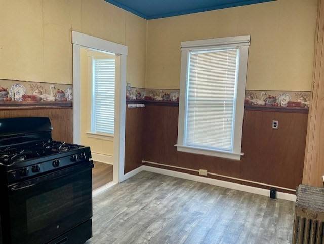 Fitchburg, MA 01420,117 Laurel St #2