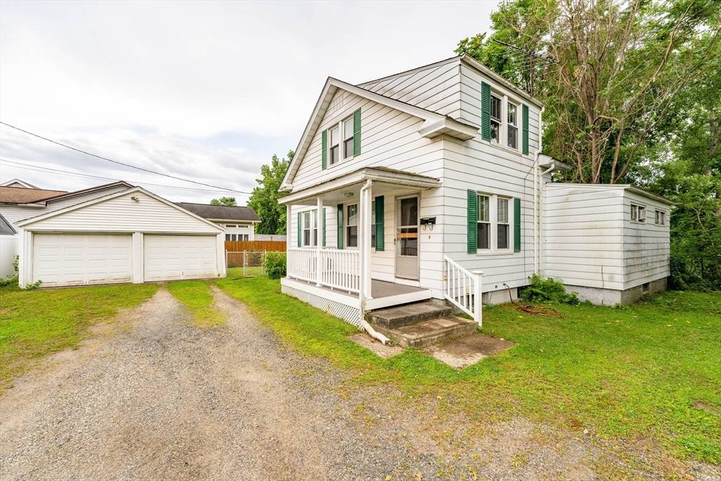 Westfield, MA 01085,82-1/2 W Silver St