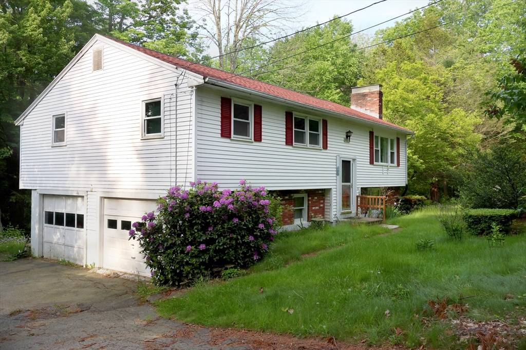 Spencer, MA 01562,2 Laurel Ln