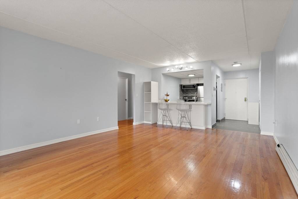 Somerville, MA 02145,301 Lowell Street #31
