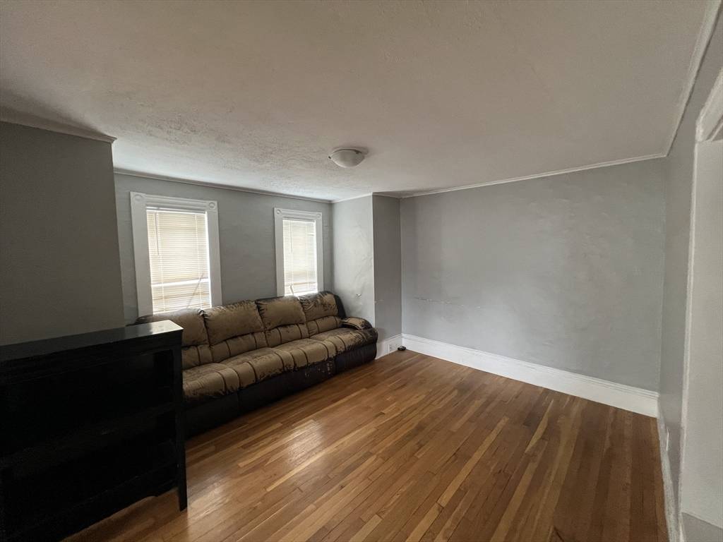 Melrose, MA 02176,40 Hurd Street #1
