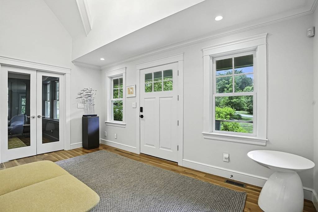 Dedham, MA 02026,25 Cottage Circle #25