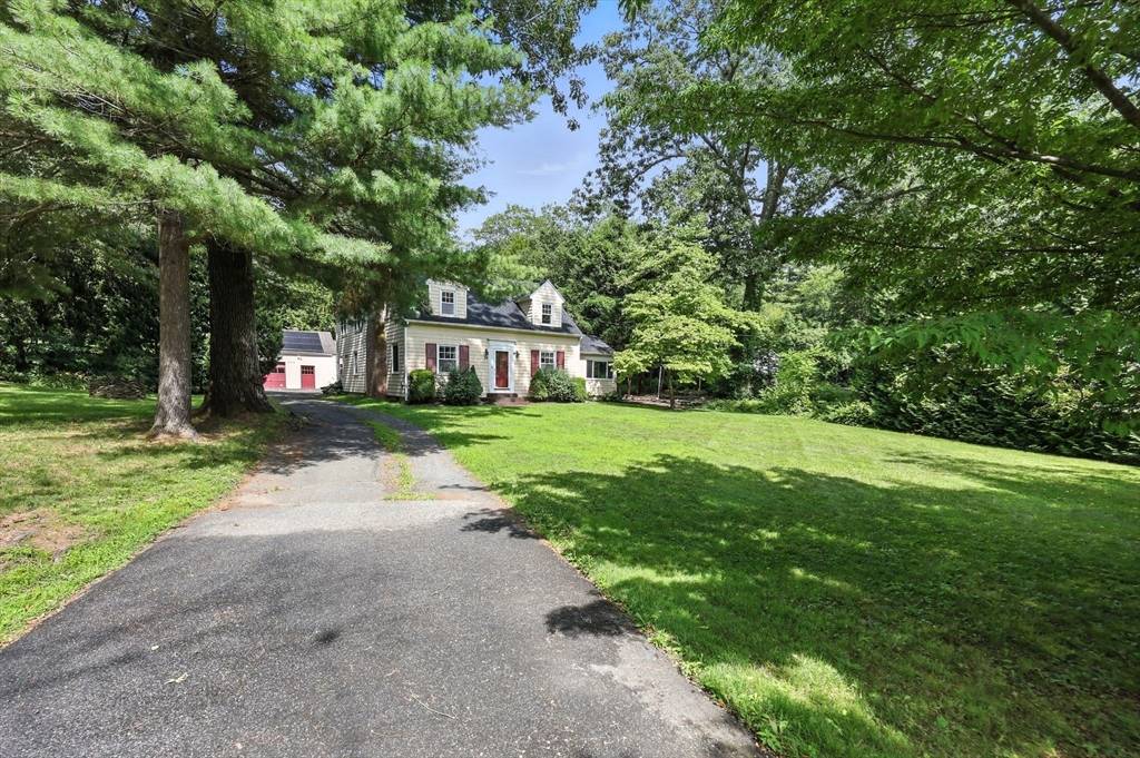 Southwick, MA 01077,24 Congamond Rd