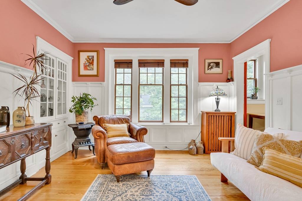 Newton, MA 02458,169 Washington St #10