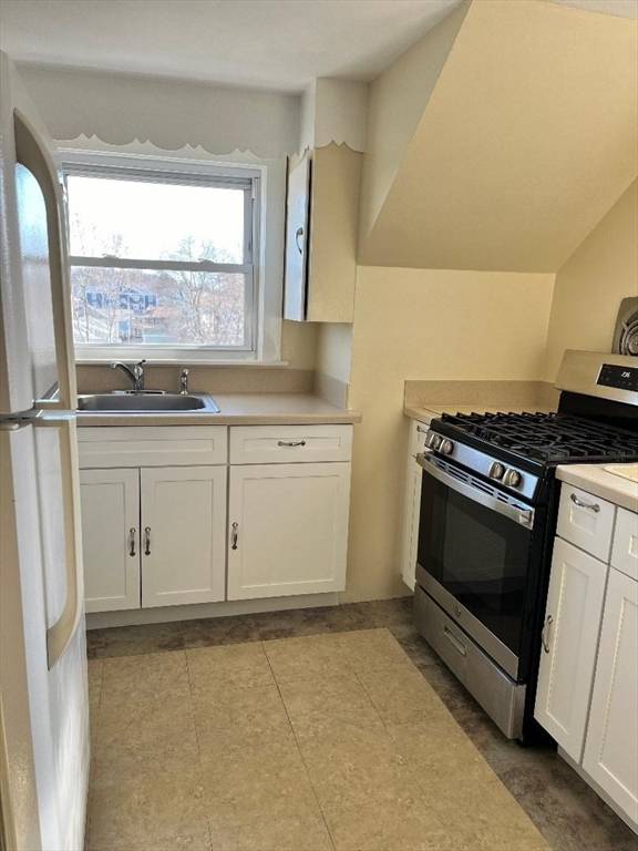 Quincy, MA 02171,63 Montclair Ave #3