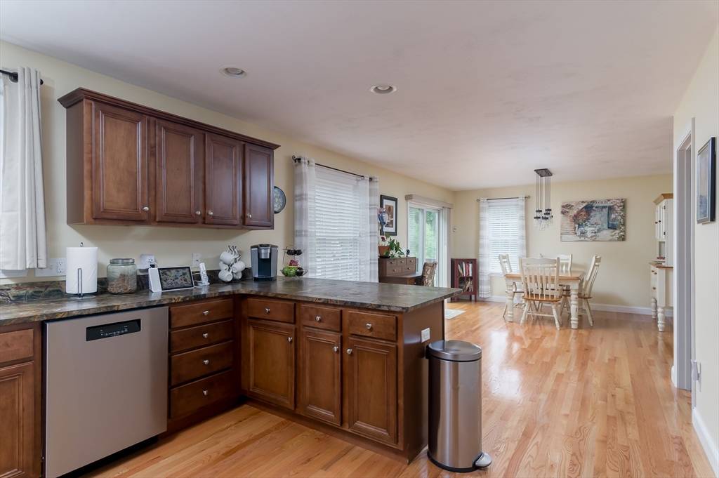 Holden, MA 01520,12 Snowberry Lane