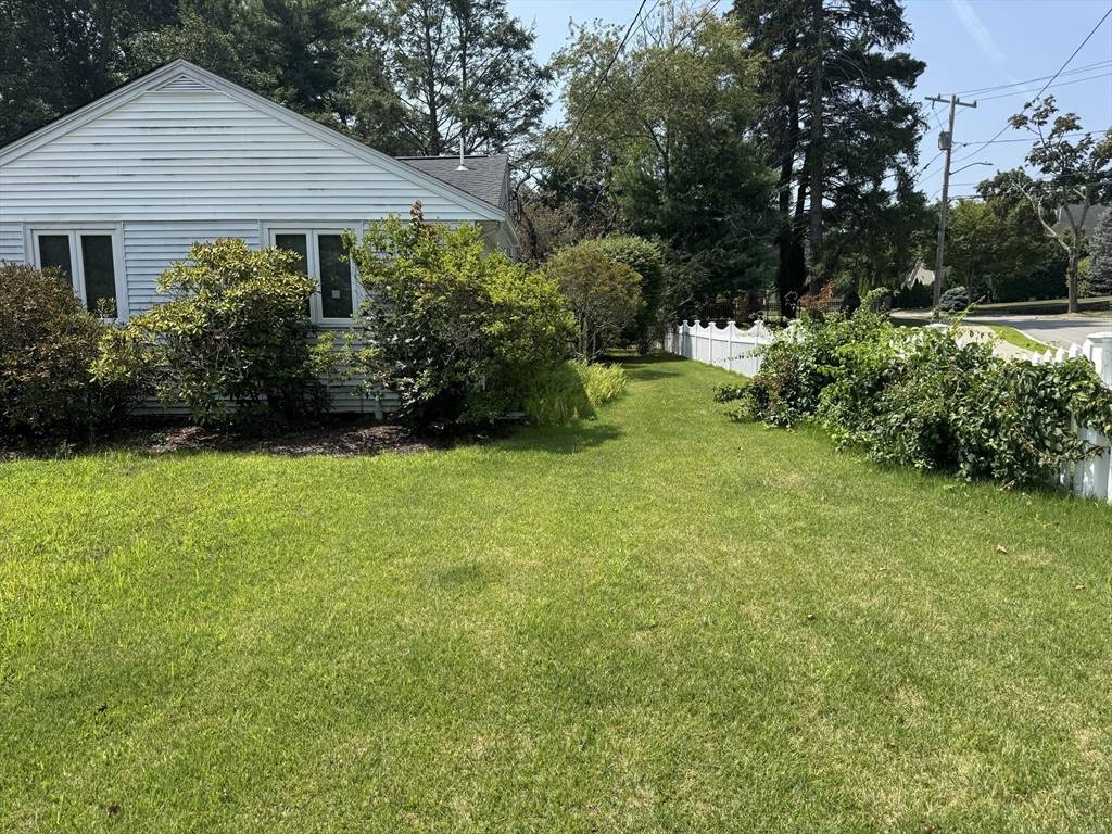 Newton, MA 02459,793 Dedham St