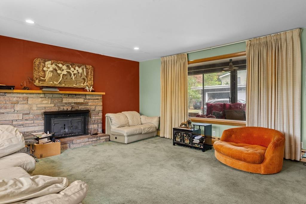 Framingham, MA 01701,20 Hardy Street