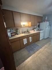 Plymouth, MA 02360,21 Leyden Street #4