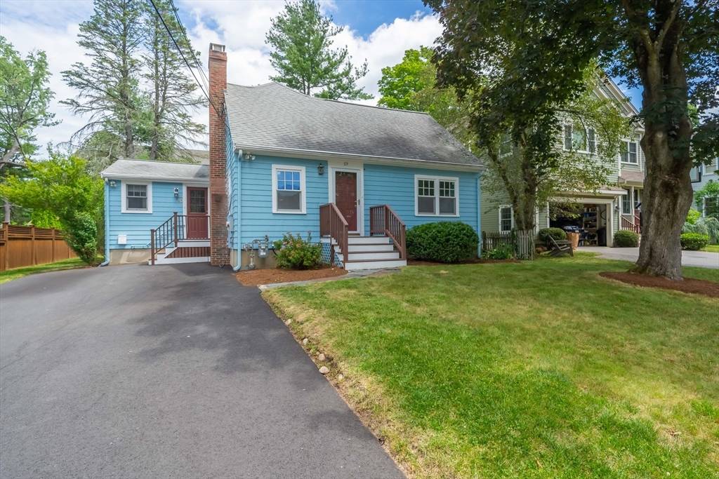 Lexington, MA 02420,69 Harding Rd