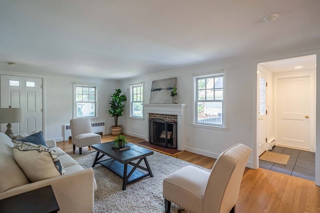 Lexington, MA 02420,69 Harding Rd