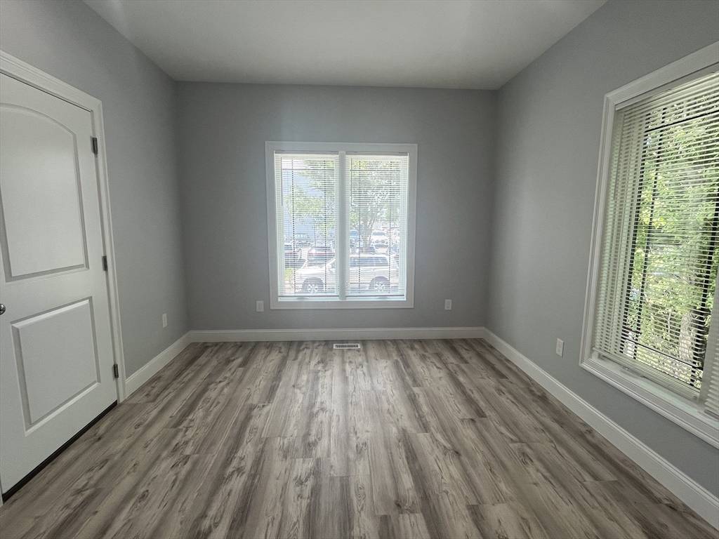 West Springfield, MA 01089,11-13 Barnard St #11