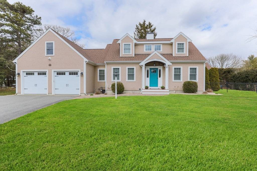 Falmouth, MA 02536,31 Seatucket Rd