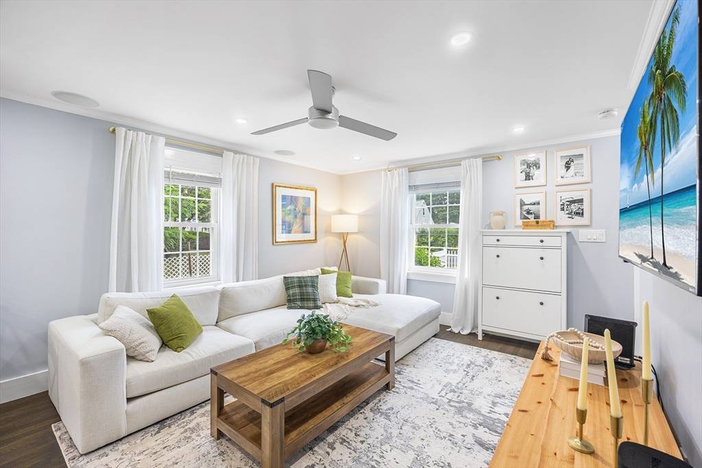 Weymouth, MA 02188,37 Idlewell St