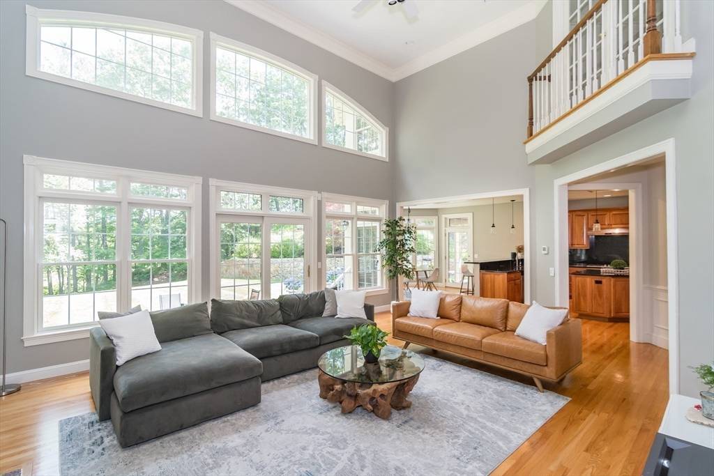 Dover, MA 02030,169 Claybrook Road