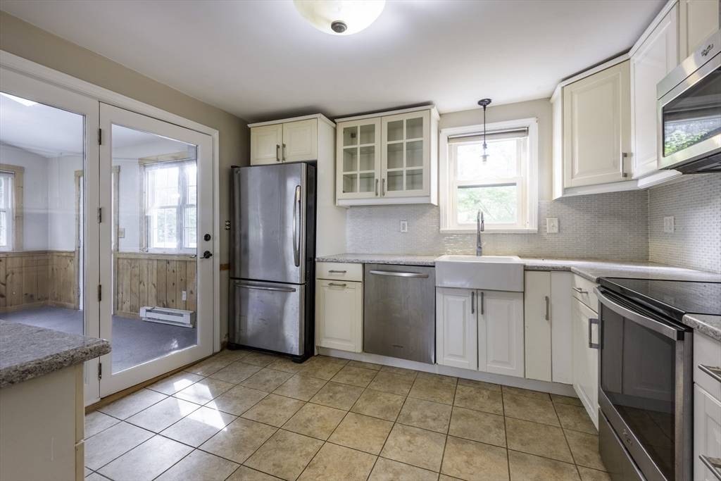 Stoughton, MA 02072,162 5th Street