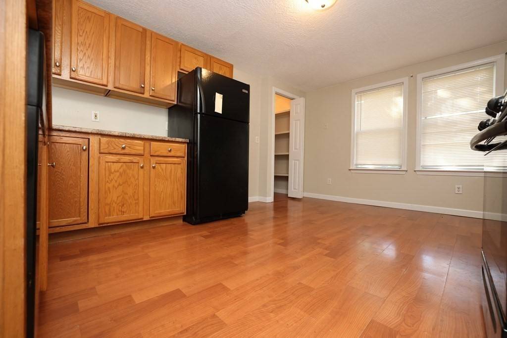 Bridgewater, MA 02324,75 Hammond Street #2