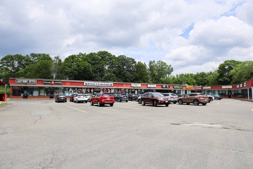 Saugus, MA 01906,184 Broadway