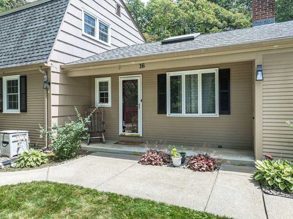 Wilbraham, MA 01095,16 Tall Timber Dr