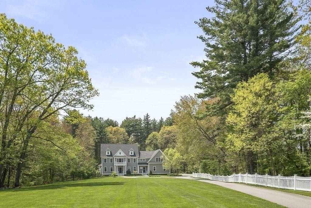 Concord, MA 01742,987 Lowell Rd