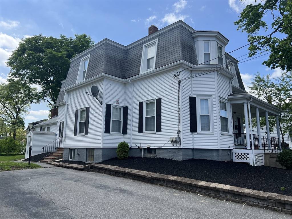 Reading, MA 01867,9 Arlington Street #1