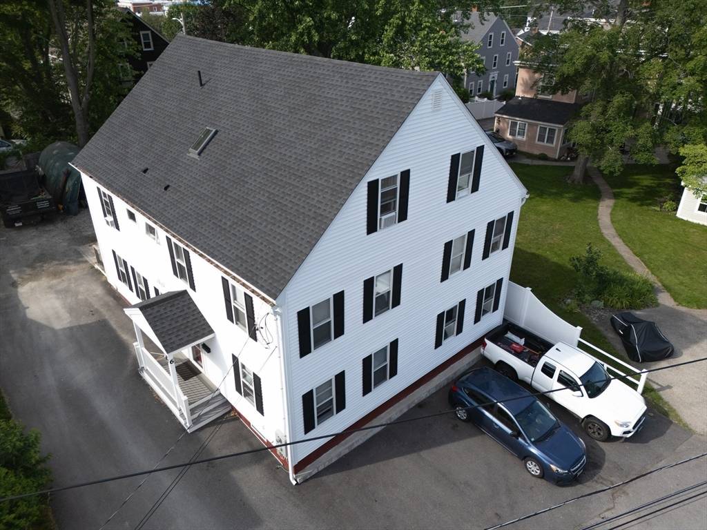 Amesbury, MA 01913,4 Lincoln Ct #4