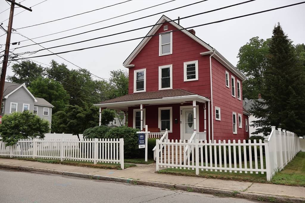 Framingham, MA 01702,92 Alexander St