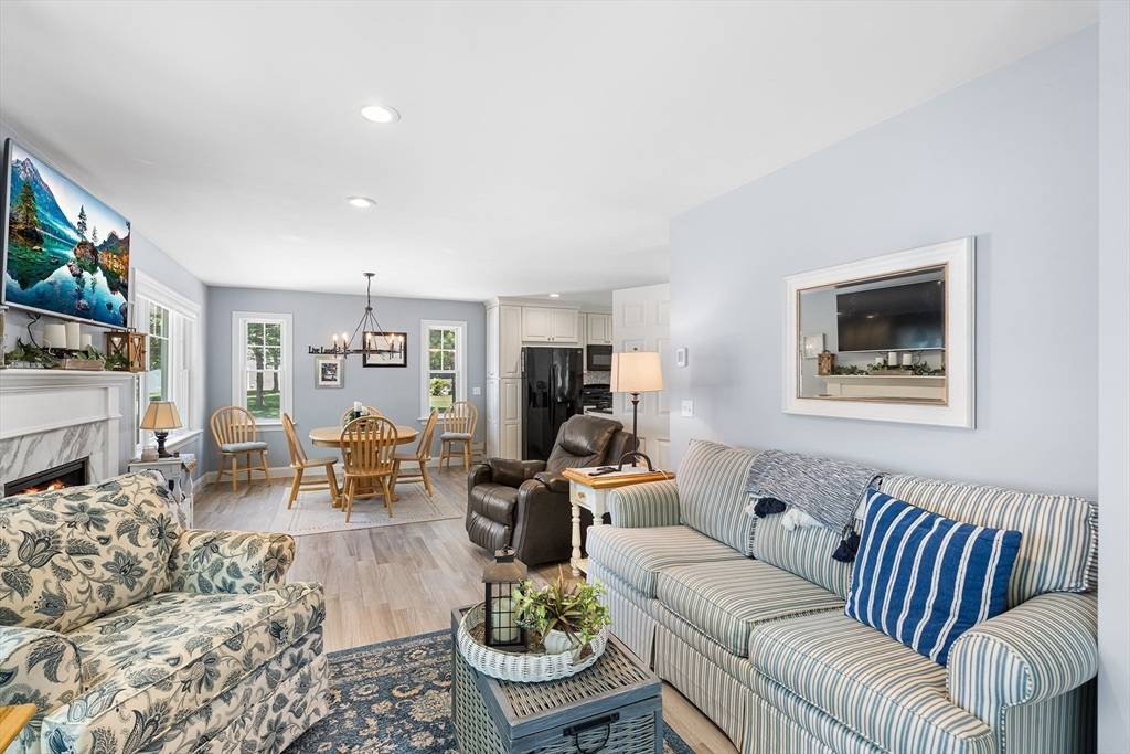 Mashpee, MA 02649,10 Stanley Rd
