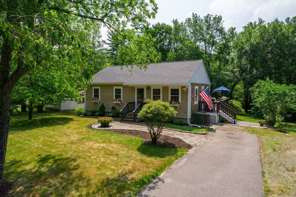 Pembroke, MA 02359,43 Pleasant St