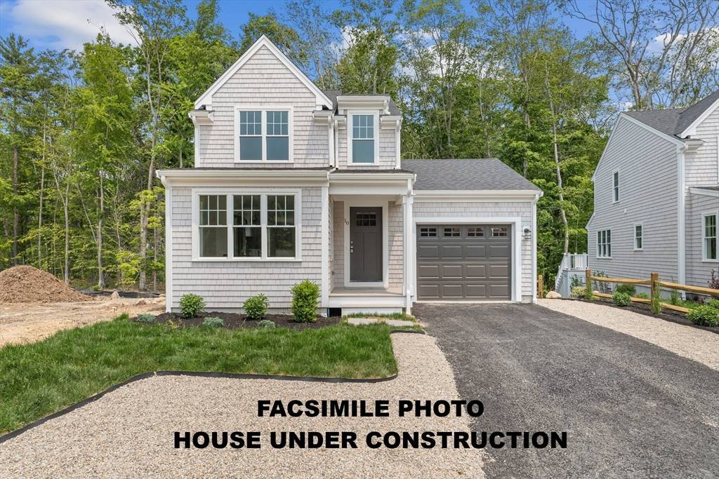 Rockland, MA 02370,14 Pat Rose Way