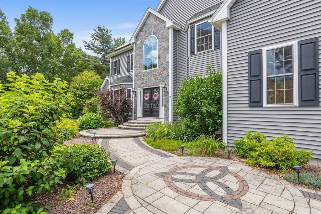 Lunenburg, MA 01462,9 Winter Hill Rd