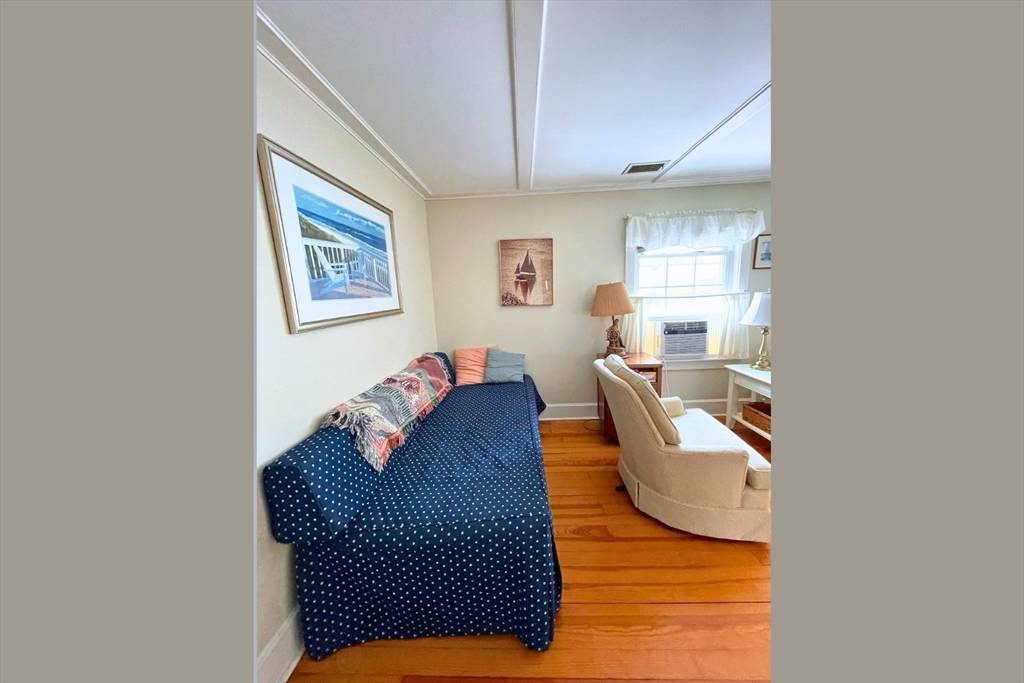 Mattapoisett, MA 02739,48 Angelica Ave