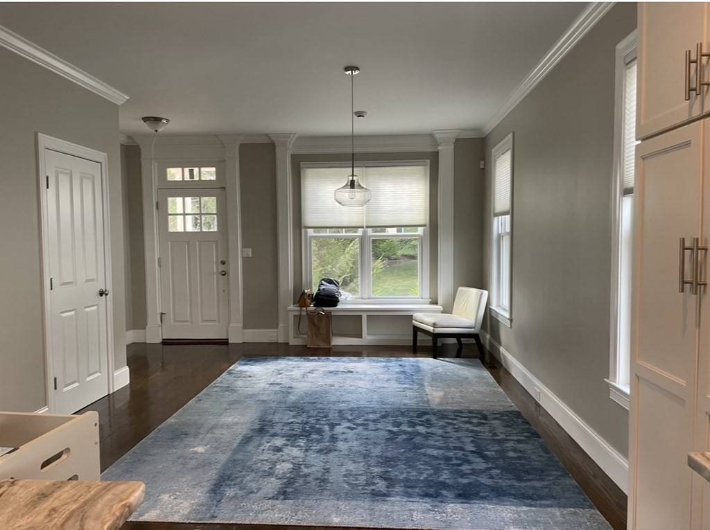 Needham, MA 02492,9 Ridgeway Ave