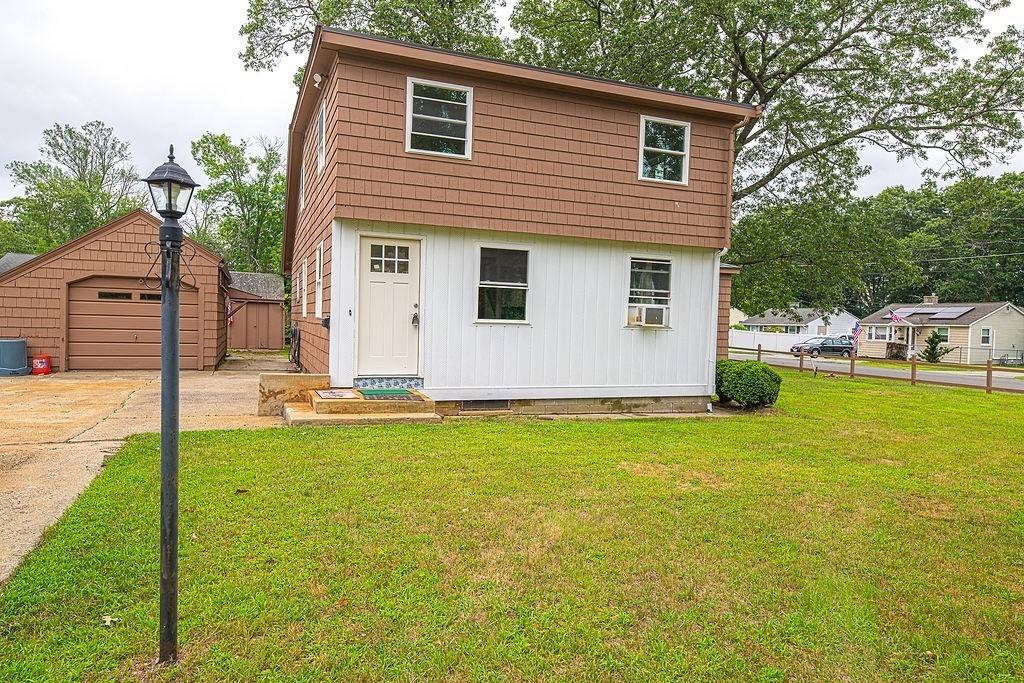 Lowell, MA 01852,29 Crystal St