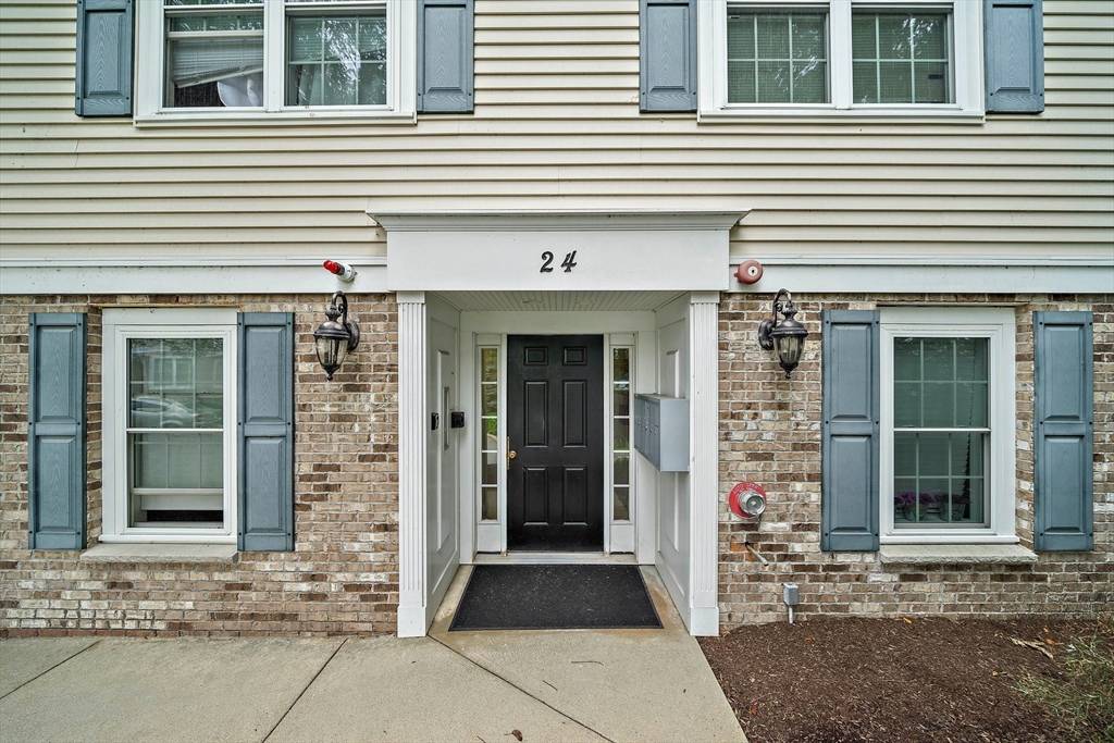 Canton, MA 02021,24 Wall St #E