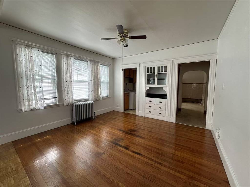Everett, MA 02149,130 Francis St #2