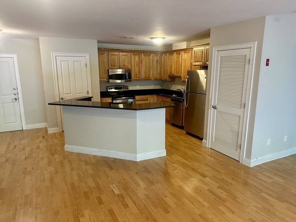 Franklin, MA 02038,15 Summer St #107