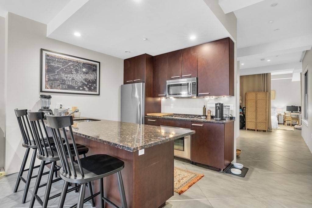 Boston, MA 02118,1166 Washington St #201